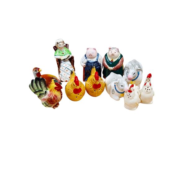 6 SETS OF VINTAGE SALT AND PEPPER SHAKERS