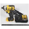 Image 1 : DEWALT 20V CORDLESS IMPACT AND CHARGER
