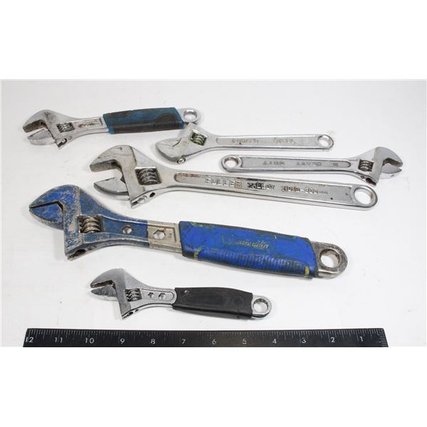 BAG OF CRESENT WRENCHES