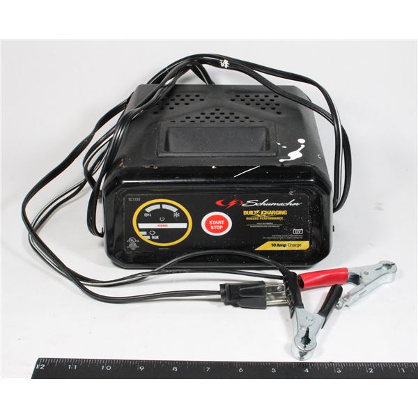 SCHUMACHER 10 AMP CHARGER 12V
