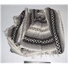 Image 1 : BLACK/GREY/WHITE WOVEN BLANKET
