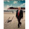 Image 1 : US President Donald Trump signed photo