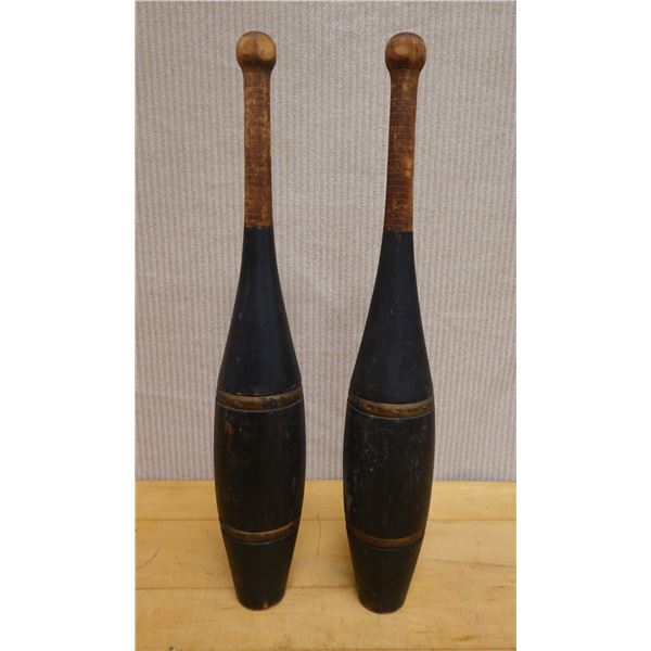 Qty 2 Vintage Indian Clubs or Juggling Pins 3.5" Dia, 20.5"H