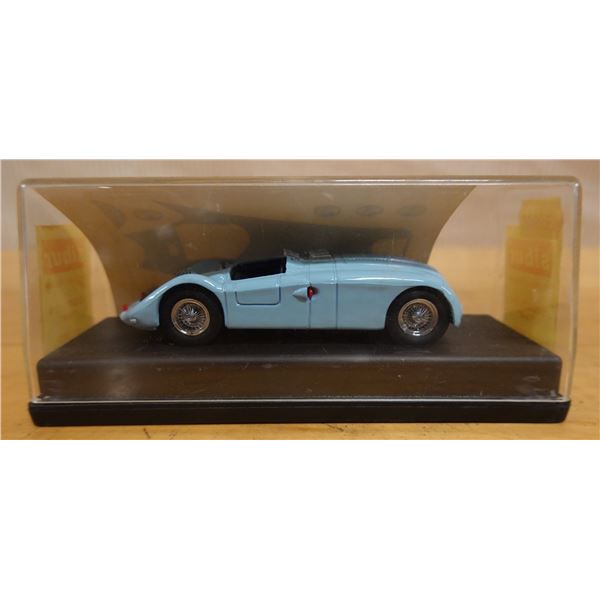 Sibur Modeles Bugatti 57S "Tank" Model Car in Plastic Container 6"