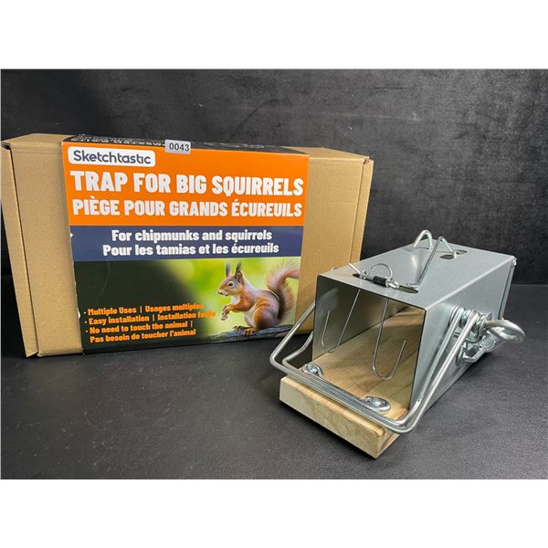 Sketchtastic Outdoor Trap for Big Squirrels/Chipmunks - For Outdoor Yard/Patio Use - Brand New