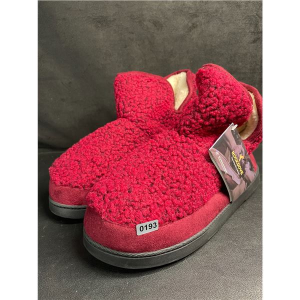RockDove Women's Fuzzy Fleece Bootie Slippers (Red) with Grip Bottom - Size 9 - New