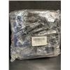 Image 5 : 30-Pack of Disposable Razors - Individually Wrapped Disposable Twin-Blade Razors - New