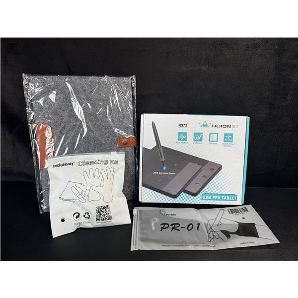 Huion H420 USB Graphics/Drawing Pen Tablet with Pouch and Accessories - New