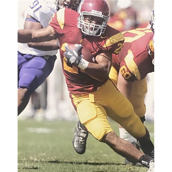 College football player Emmanuel Moody photo