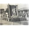 Image 1 : Rose Parade float vintage photo