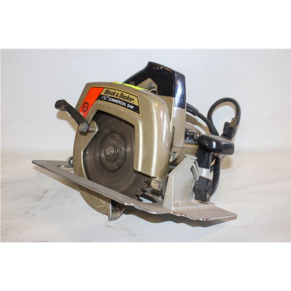 BLACK & DECKER 7 1/4" COMMERCIAL CIRCULAR SAW