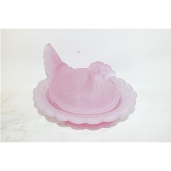 VINTAGE GLASS CHICKEN LIDDED DISH
