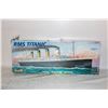 Image 1 : RMS TITANIC MODEL KIT, SCALE 1:570, MADE