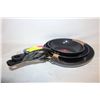 Image 1 : 3 PIECES T-FAL CERAMIC SKILLETS
