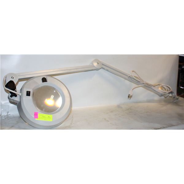 VINTAGE LUXO METAL MAGNIFIER CLAMP ON DESK LAMP