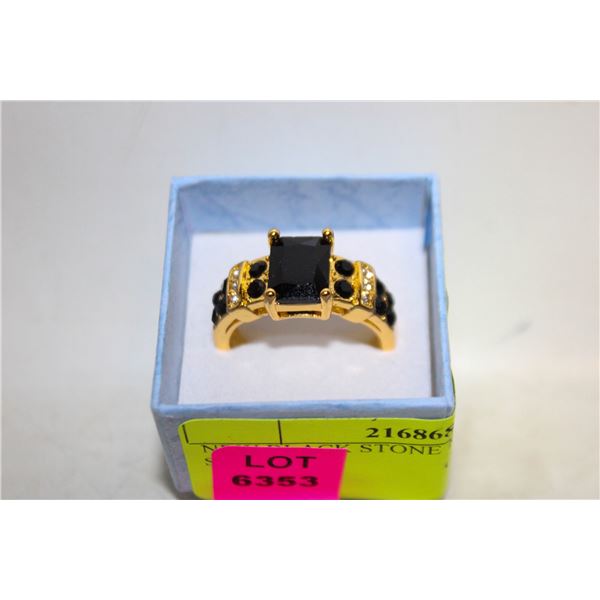 NEW BLACK STONE MEN'S RING - SIZE 12