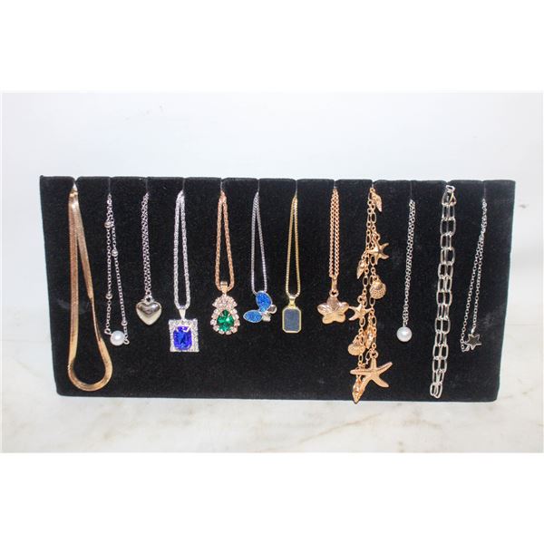 NEW JEWELRY DISPLAY STAND WITH NEW 12 NECKLACES