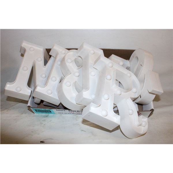 MR. & MRS MARQUIS LIGHTS FOR HEAD TABLE