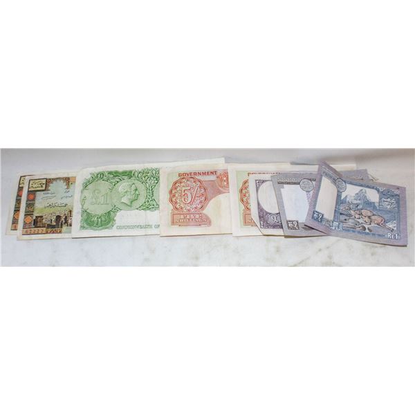 LOT OF ANTIQUE FOREIGN PAPER MONEY BILLS