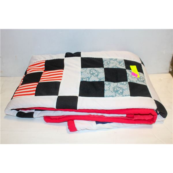 VINTAGE PATCHWORK QUILT-ESTATE