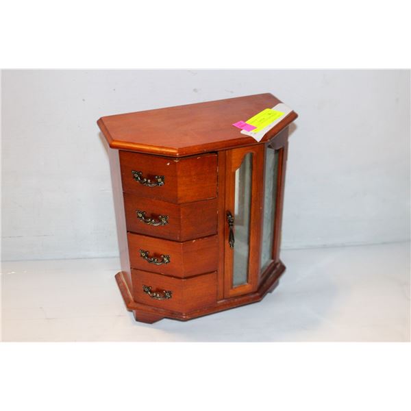 VINTAGE FLOWER ETCHED WOOD BOX