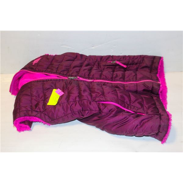 NORTH FACE SIZE 10/12 SHERPA LINE VEST-ESTATE