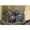 Image 1 : FLAT OF ASSORTED SOCKETS