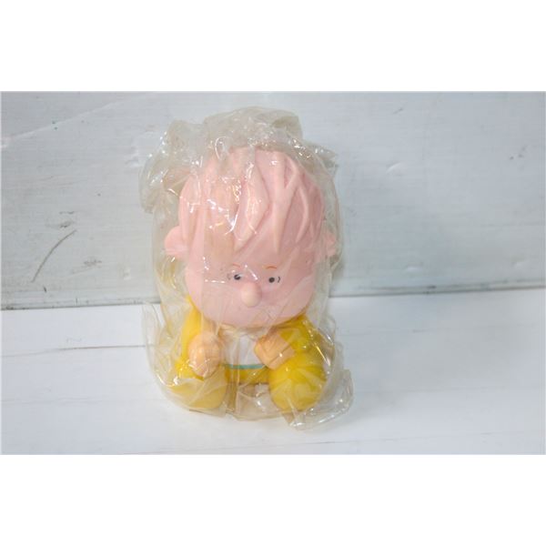 NEW VINTAGE PEANUTS CHARACTER