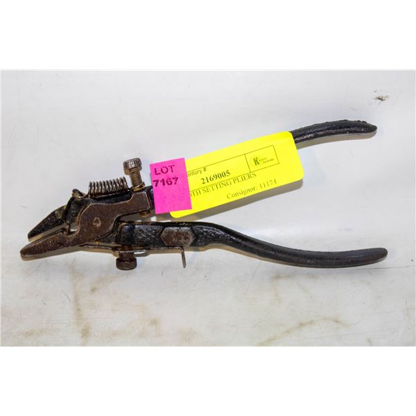 SAW TOOTH SETTING PLIERS