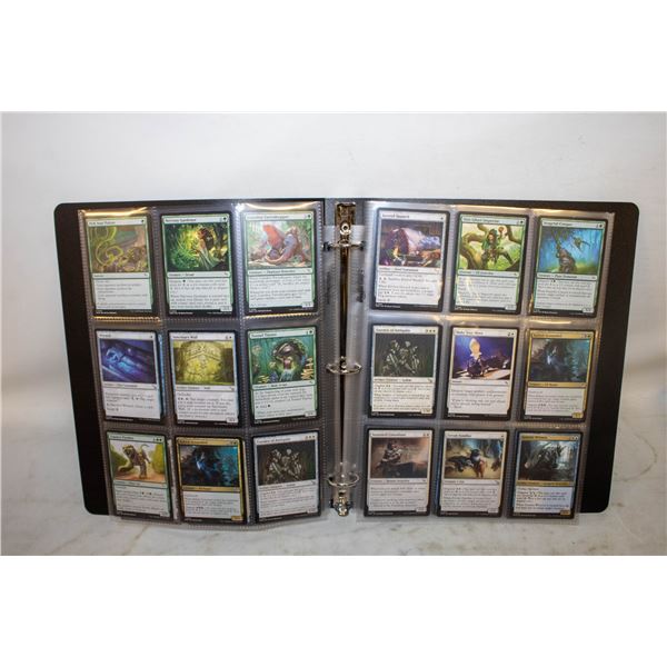 BINDER MAGIC THE GATHERING COLLECTOR CARDS