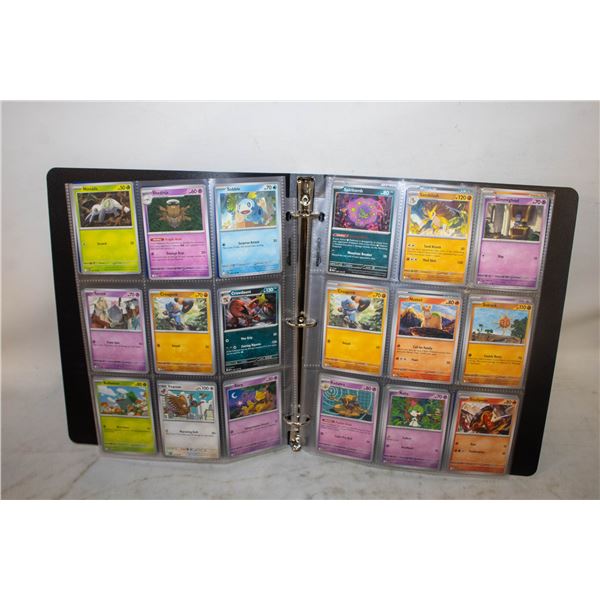 BINDER POKEMON COLLECTOR CARDS