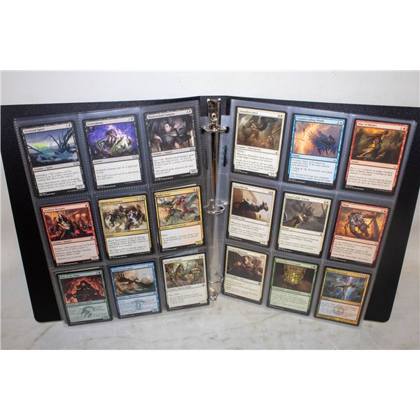 BINDER MAGIC THE GATHERING COLLECTOR CARDS