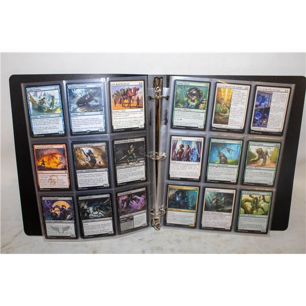 BINDER MAGIC THE GATHERING COLLECTOR CARDS