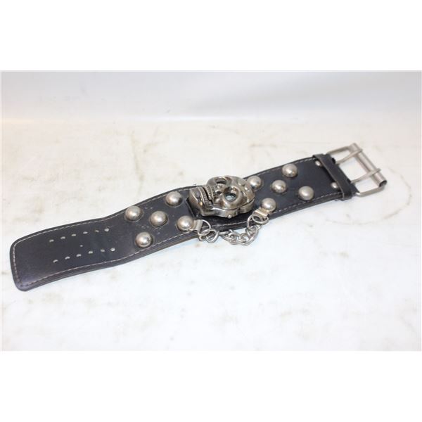 SKULL WATCH WIDE BAND FLIPS OPEN-ESTATE