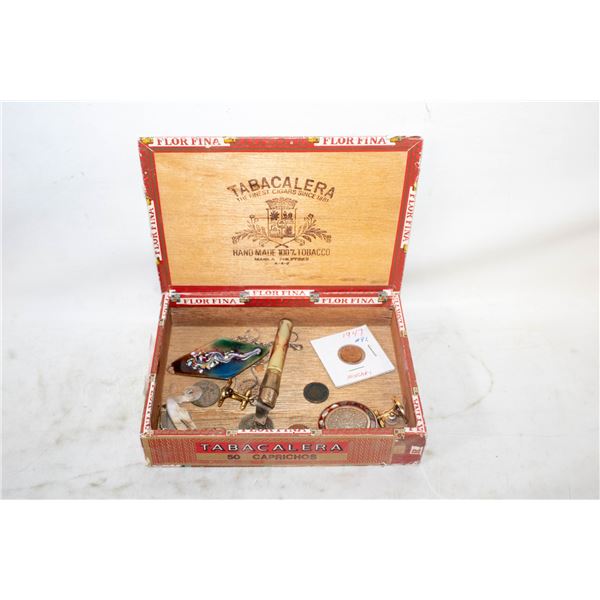 CIGAR BOX WITH VARIOUS ESTATE SMALL ITEMS