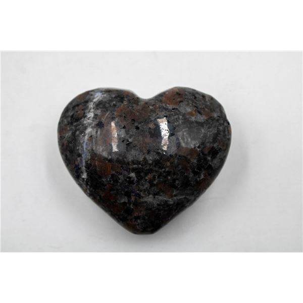 #80- NATURAL YOOPERLITE HEART SHAPE 161 G