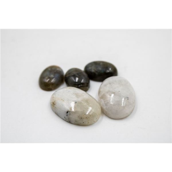 #328-NATURAL LABRADORITE & MOONSTONES  95.85CT