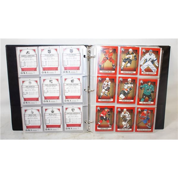 BINDER OF O-PEE-CHEE 2017-18 CARDS ASSORTED