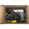 Image 1 : LOT OF 3 RITE ON PADDED FALL ARREST HARNESSES