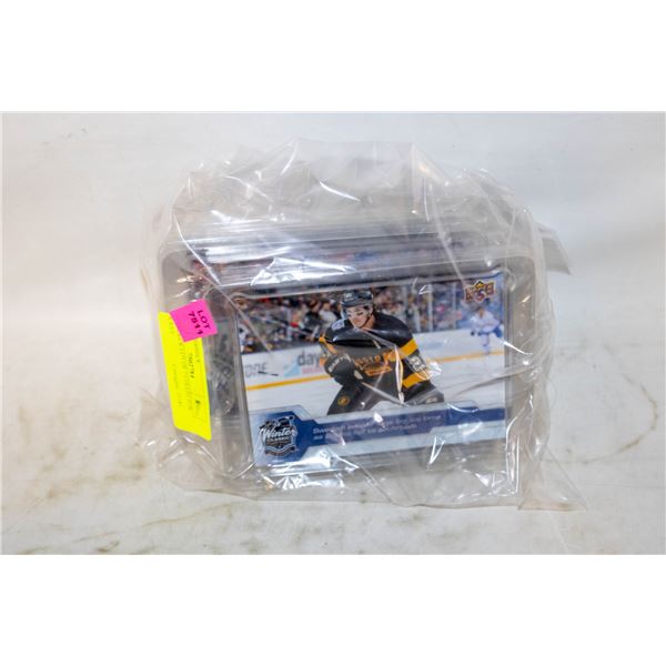 UPPERDECK LOT OF 7 COLLECTOR HOCKEY