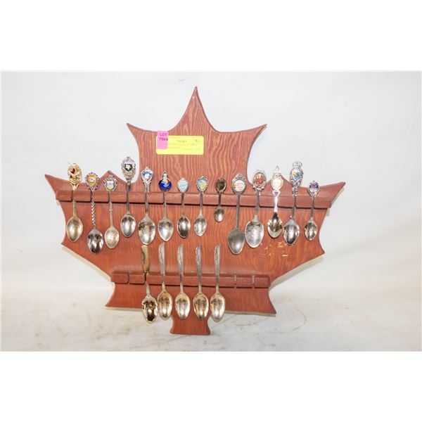 WOODEN WALL COLLECTABLE SPOON HANGING