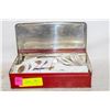 Image 1 : COLLECTOR TIN OF WORLD AND CANADIAN COINS