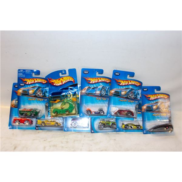 LOT OF 10 HOT WHEELS 2004