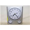 Image 1 : WALL CLOCK W/HUMIDITY/TEMPERATURE GAUGE