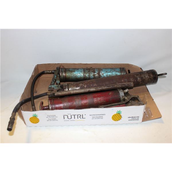 FLAT OF MANUAL GREASE GUNS FOR LUBRICATION