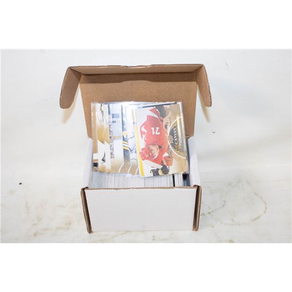 UPPER DECK HOCKEY CARDS 330 COUNT