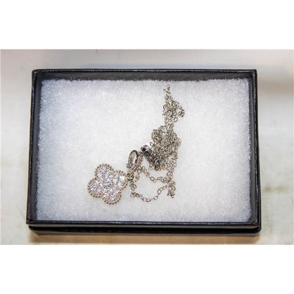 FOUR-LEAF CLOVER PENDANT ENCRUSTED