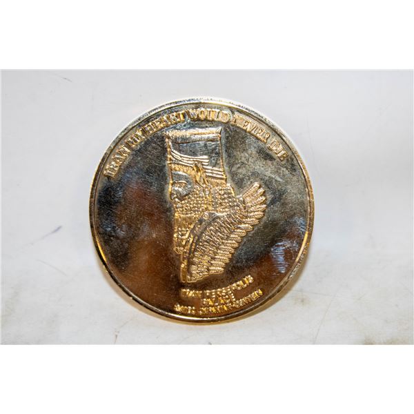 IRANIAN MEDALLION PLATED IN 24K GOLD