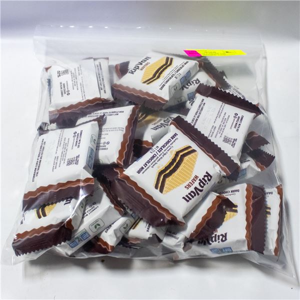 REPACKED 21 X 22G RIP VAN WAFERS DARK CHOCOLATE