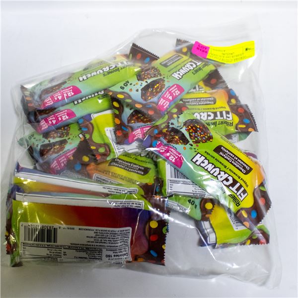 REPACKED 16 X 40G ROBERT IRVINES FIT CRUNCH BROWNI